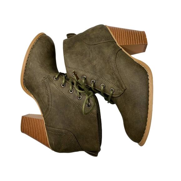 Rue21 Etc Laced booties - olive green - Picture 1 of 8